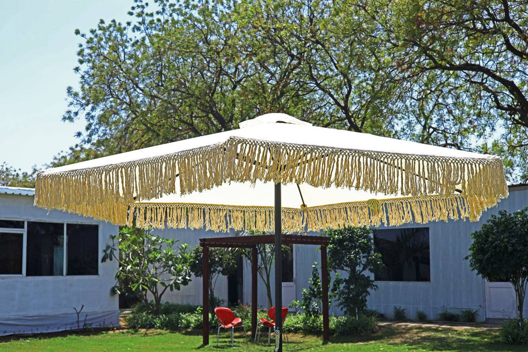 Waterproof Outdoor Umbrella, Suitable For Outdoor Decor at Garden, Toor, Event, Resort, Farmhouses, Cafe and Other Ones, Durable, (Off White)